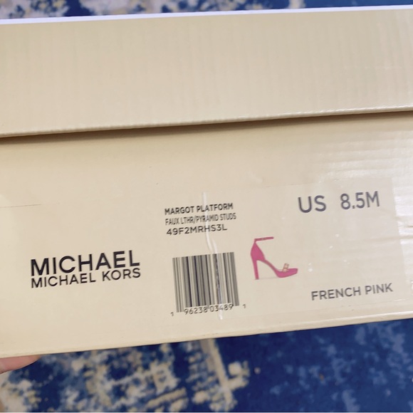 Michael kors Margot Platform Sandal - Picture 11 of 11